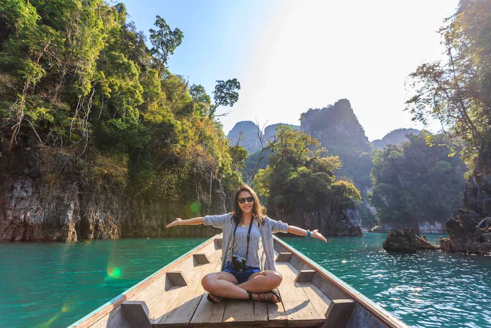 How To Travel And Earn Money: 7 Real Ways To Get Paid To Explore