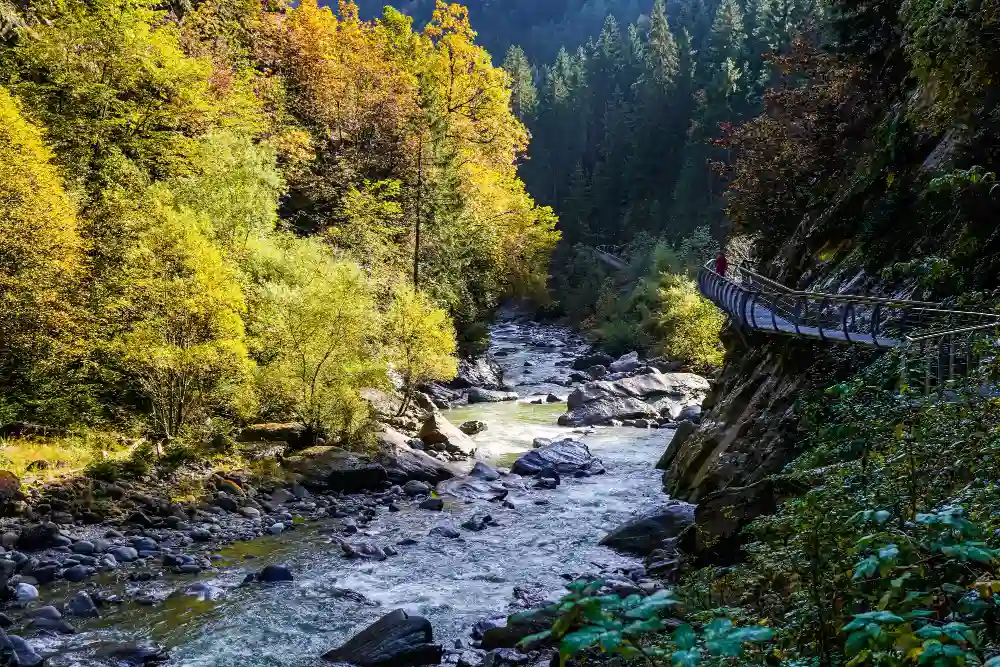 tirthan valley