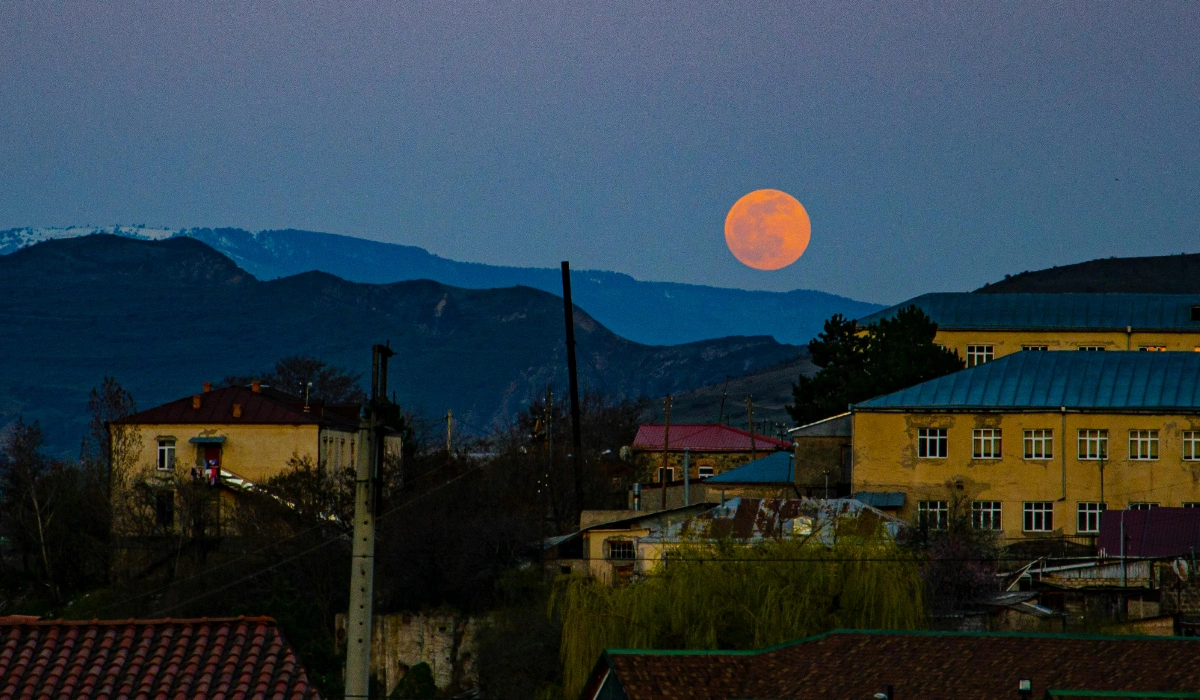 Strawberry Moon 2025