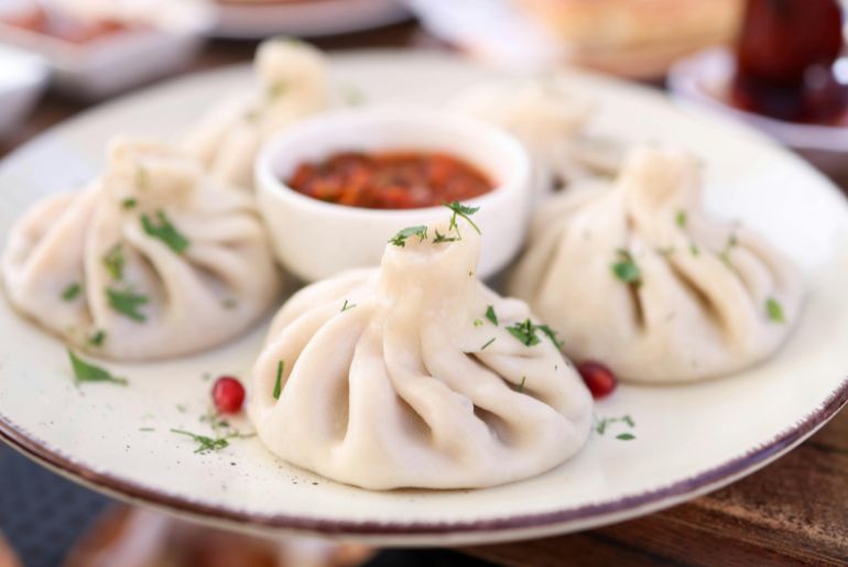 dim sum momo dumplings difference