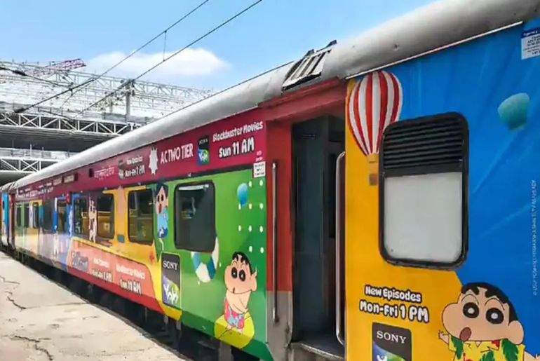 Sabari superfast express shinchan