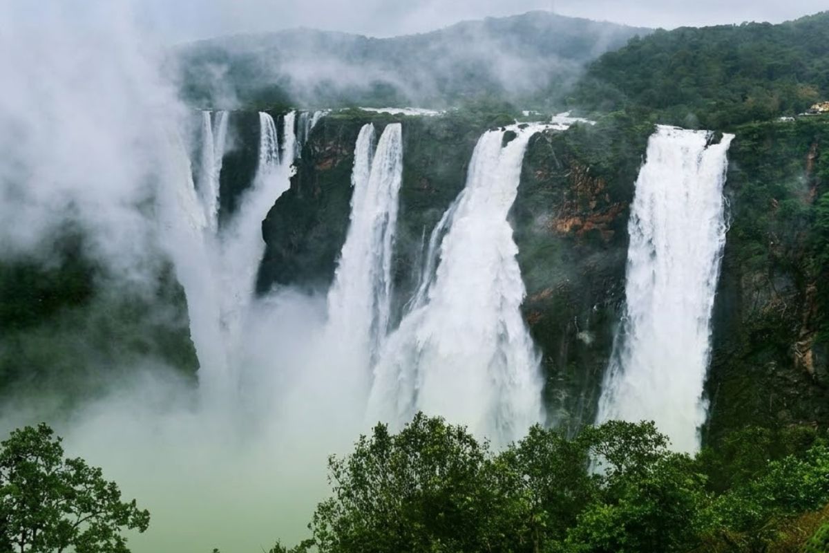 jog falls monsoon