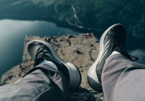 5 Best Hiking Shoes Under 5,000