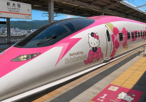 Hello Kitty Shinkansen