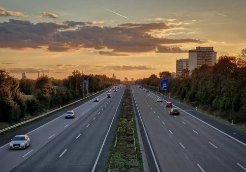 Thane To Navi Mumbai In 30 Minutes_ Maharashtra Cabinet Approves Elevated Road - feature image
