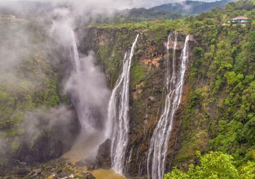 Your Perfect Indian Monsoon Getaway, According To Your Zodiac Sign