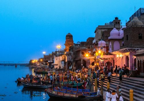 how to reach Mathura
