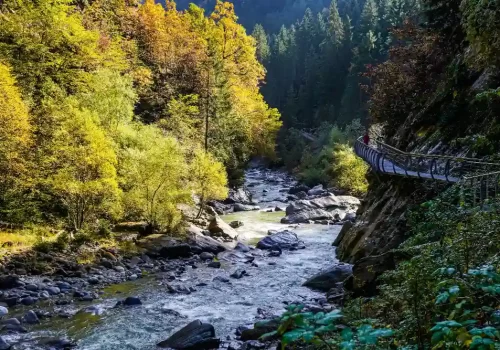 tirthan valley